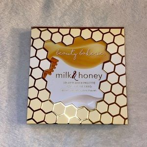 Beauty bakerie milk & honey highlighter palette. New with box!